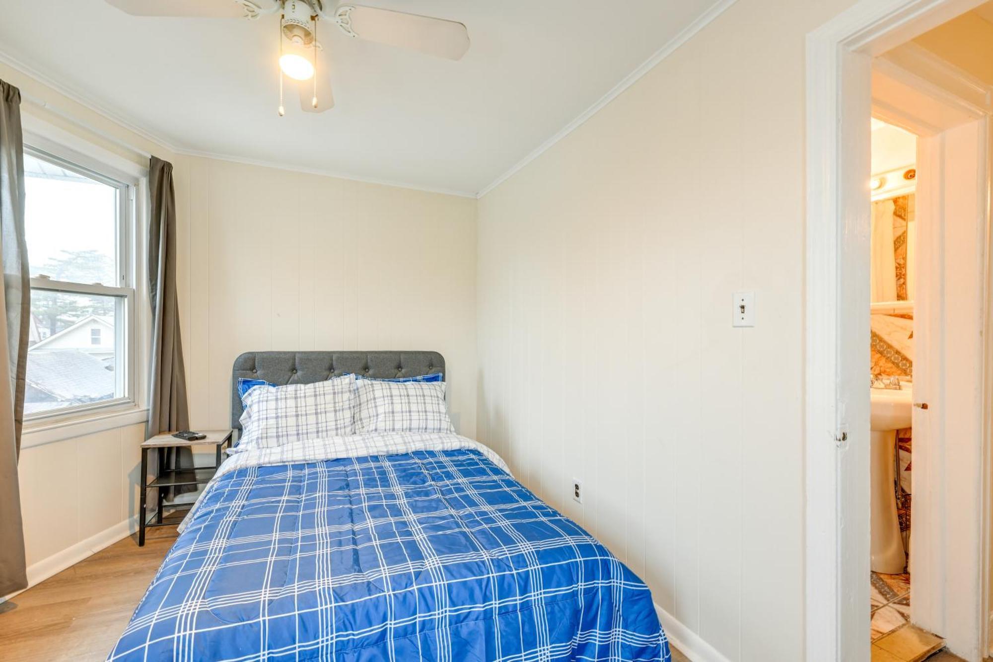 Charming Long Island Home With Fenced Yard! Freeport Kültér fotó